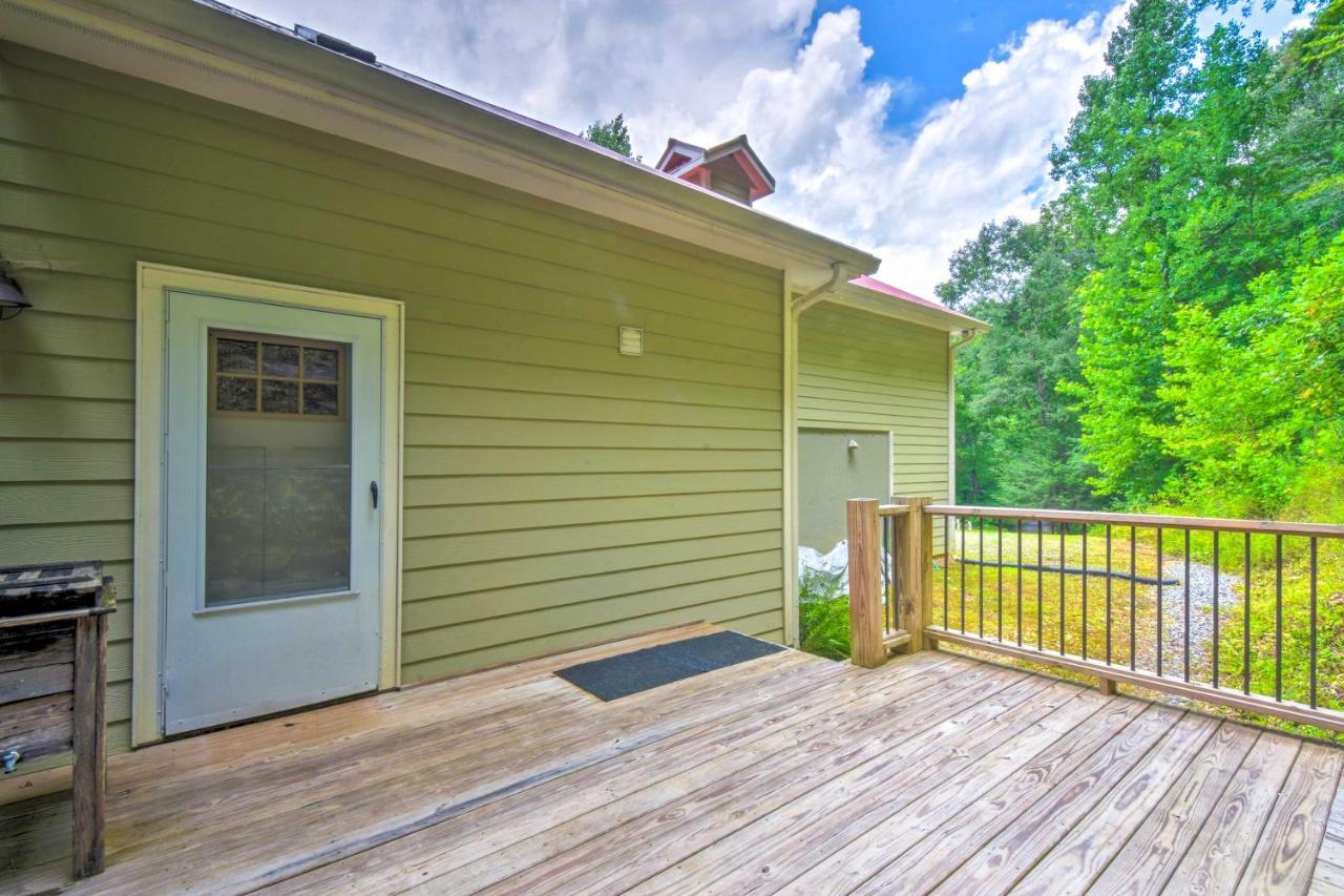 Cozy Riverside Dahlonega Home With Kayaks And Fire Pit Bagian luar foto